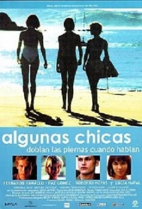 logo Algunas chicas doblan las piernas cuando hablan